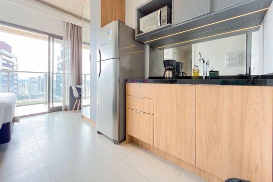 Cozinha de kitnet/studio para alugar com 1 quarto, 28m² em Paraíso, São Paulo
