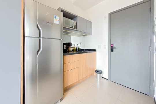 Cozinha de kitnet/studio para alugar com 1 quarto, 28m² em Paraíso, São Paulo