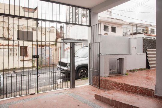 Garagem de casa para alugar com 1 quarto, 80m² em Vila Clementino, São Paulo
