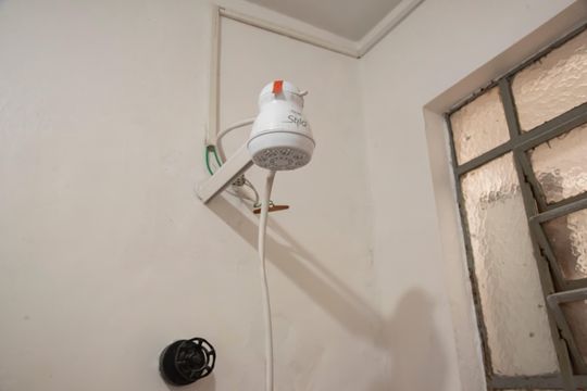 Banheiro de casa para alugar com 1 quarto, 80m² em Vila Clementino, São Paulo