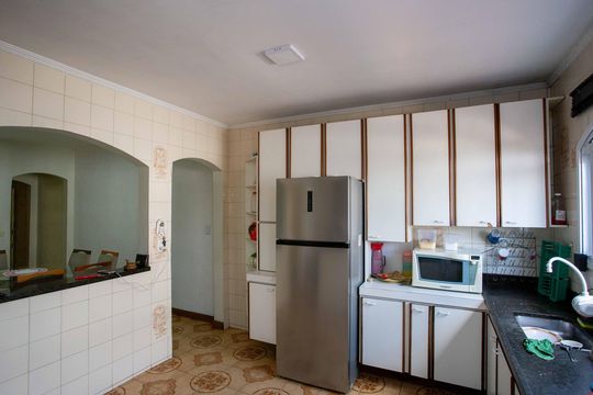 Cozinha de casa à venda com 3 quartos, 180m² em Conceição, Diadema