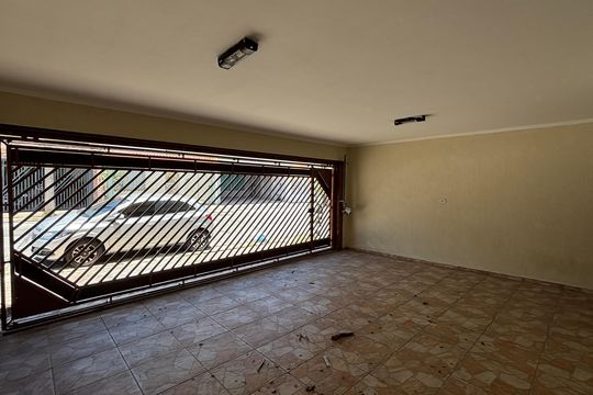 Garagem de casa para alugar com 3 quartos, 265m² em Campestre, Santo André