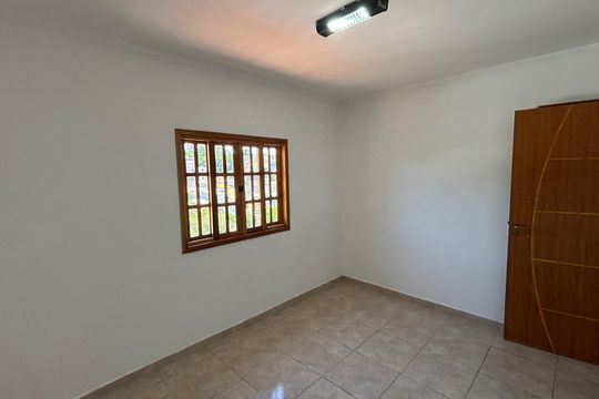 Quarto de casa para alugar com 3 quartos, 265m² em Campestre, Santo André