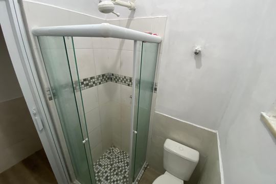 Banheiro de casa à venda com 1 quarto, 30m² em Engenho de Dentro, Rio de Janeiro