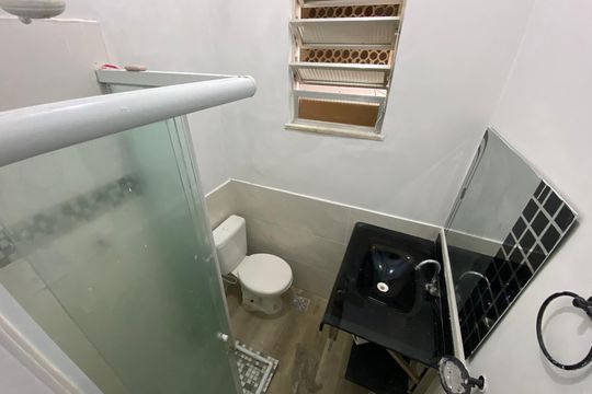 Banheiro de casa à venda com 1 quarto, 30m² em Engenho de Dentro, Rio de Janeiro