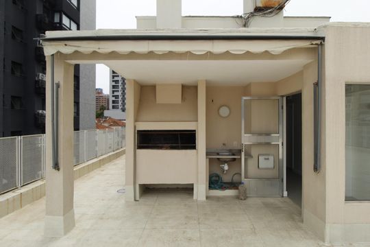 Área comum - Churrasqueira de apartamento à venda com 3 quartos, 68m² em Rio Branco, Porto Alegre
