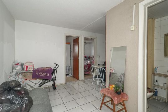 Sala de apartamento à venda com 2 quartos, 40m² em Rubem Berta, Porto Alegre