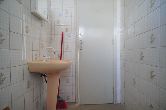 Banheiro Social de apartamento para alugar com 1 quarto, 30m² em Cristo Rei, São Leopoldo