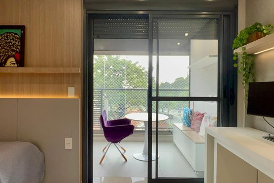 Varanda de kitnet/studio para alugar com 1 quarto, 31m² em Pinheiros, São Paulo