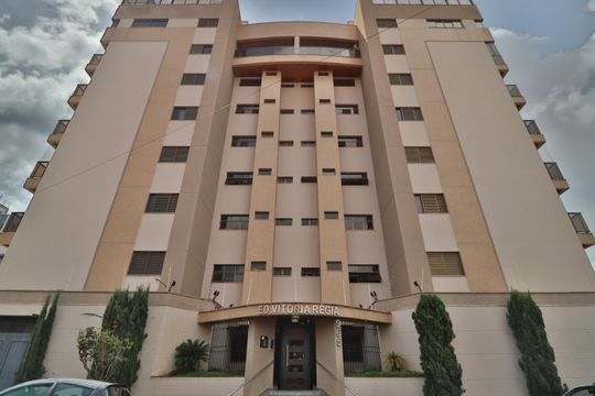 Fachada de apartamento para alugar com 3 quartos, 175m² em Osvaldo Rezende, Uberlândia