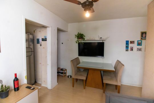 Sala de apartamento à venda com 2 quartos, 44m² em Barreto, Niterói