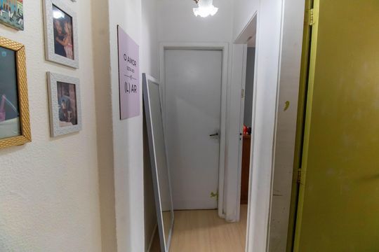Corredor de apartamento à venda com 2 quartos, 44m² em Barreto, Niterói