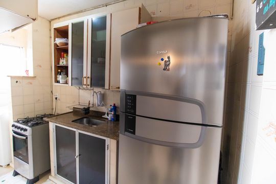 Cozinha e Área de Serviço de apartamento à venda com 2 quartos, 44m² em Barreto, Niterói