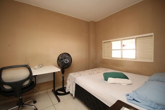 Quarto de apartamento para alugar com 1 quarto, 45m² em Asa Norte, Brasília