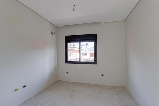 Casa à venda com 4 quartos, 680m² em Jardim Prudência, São Paulo