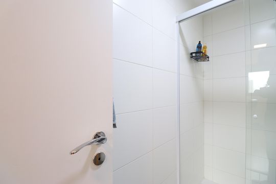 Banheiro Social de apartamento para alugar com 2 quartos, 65m² em Pompeia, São Paulo