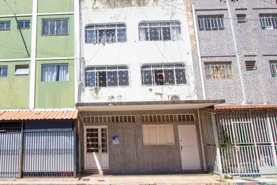 Apartamento para alugar com 1 quarto, 35m² em Qi 18, Brasília