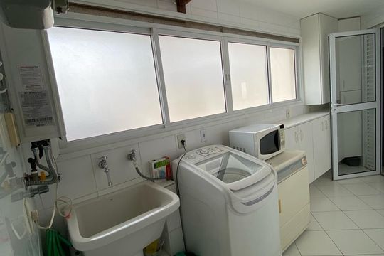 Apartamento à venda com 3 quartos, 145m² em Santa Teresinha, São Paulo