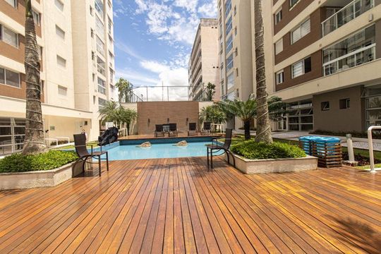 Área externa de apartamento para alugar com 2 quartos, 77m² em Rebouças, Curitiba