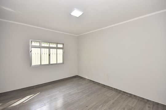 Quarto 1 de casa à venda com 6 quartos, 274m² em Vila Sonia, São Paulo