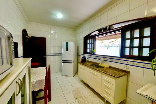 Cozinha de casa à venda com 4 quartos, 415m² em Vila Galvão, Guarulhos