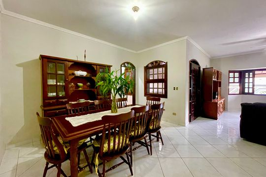 Sala de Jantar de casa à venda com 4 quartos, 415m² em Vila Galvão, Guarulhos