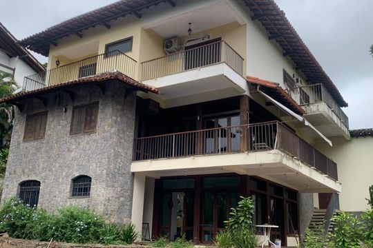 Casa para alugar com 4 quartos, 360m² em Vargem Grande, Rio de Janeiro