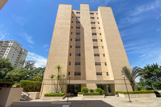 Fachada do bloco de apartamento para alugar com 2 quartos, 66m² em Parque Jabaquara, São Paulo
