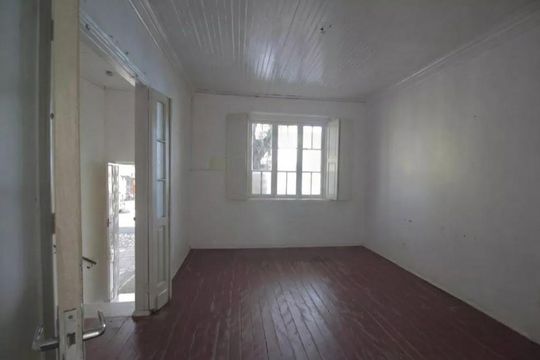 Casa à venda com 5 quartos, 184m² em Floresta, Porto Alegre