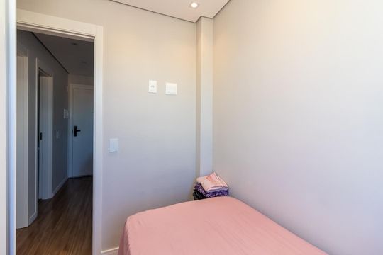 Quarto 2 de apartamento à venda com 2 quartos, 36m² em Vila Hebe, São Paulo