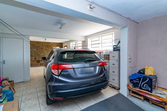 Garagem de casa à venda com 4 quartos, 226m² em Salgado Filho, Belo Horizonte