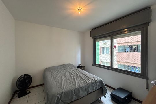 Quarto de apartamento à venda com 1 quarto, 45m² em Centro, São Leopoldo