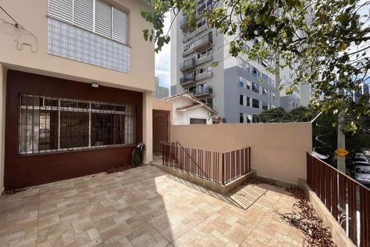 Casa à venda com 2 quartos, 125m² em Jardim das Acacias, São Paulo