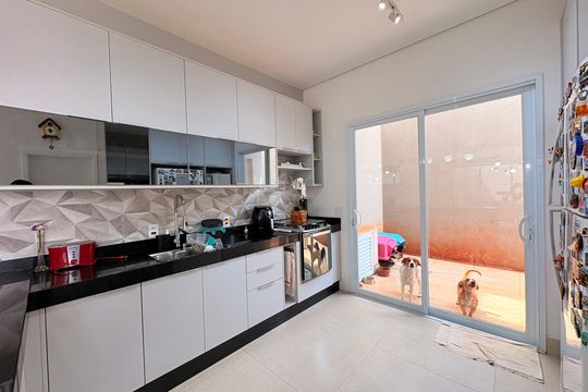 Cozinha de casa de condomínio à venda com 4 quartos, 483m² em Horto Florestal, Jundiaí