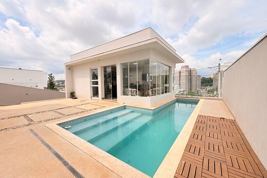 Quintal com Piscina de casa de condomínio à venda com 4 quartos, 483m² em Horto Florestal, Jundiaí