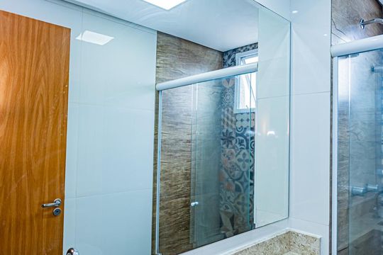Banheiro de apartamento à venda com 2 quartos, 45m² em Jardim Iris, São Paulo