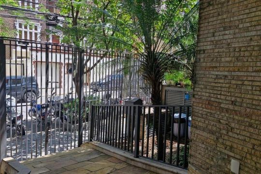 Apartamento à venda com 2 quartos, 86m² em Cerqueira César, São Paulo