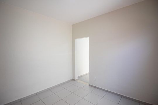 Casa para alugar com 2 quartos, 80m² em Colorado, Contagem