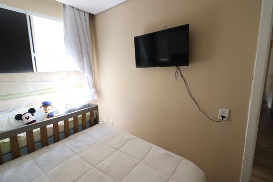 Quarto 1 de apartamento à venda com 2 quartos, 42m² em Jardim Boa Vista, Osasco
