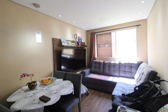Apartamento à venda com 2 quartos, 42m² em Jardim Boa Vista, Osasco