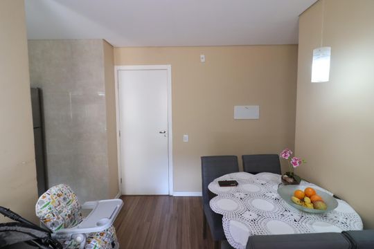 Sala de apartamento à venda com 2 quartos, 42m² em Jardim Boa Vista, Osasco