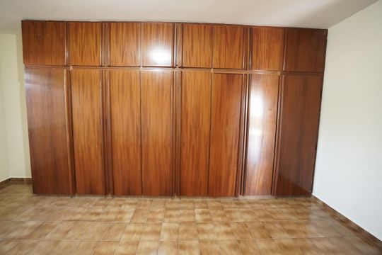 Casa de Condomínio para alugar com 3 quartos, 700m² em Jardim Atlantico, Goiânia