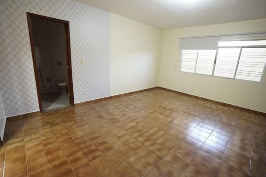 Casa de Condomínio para alugar com 3 quartos, 700m² em Jardim Atlantico, Goiânia