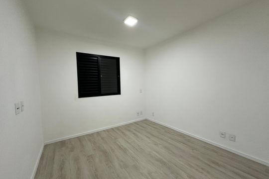 Quarto 2 de apartamento para alugar com 2 quartos, 55m² em Votupoca, Barueri
