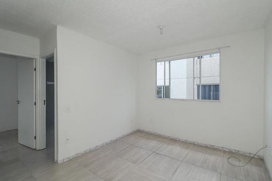 Apartamento para alugar com 2 quartos, 240m² em Rubem Berta, Porto Alegre