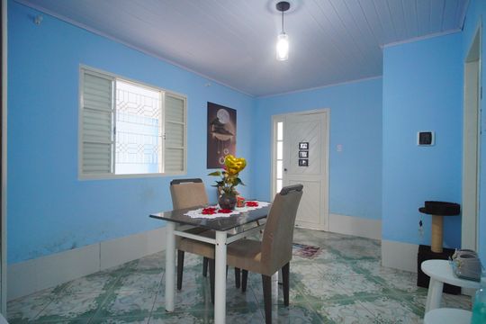 Casa à venda com 2 quartos, 94m² em Santos Dumont, São Leopoldo