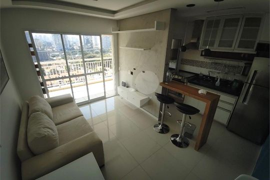Apartamento à venda com 1 quarto, 49m² em Vila Cordeiro, São Paulo
