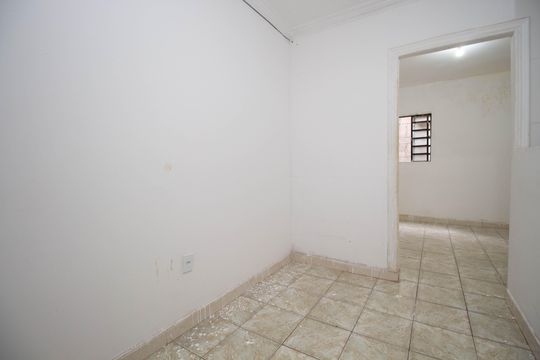 Kitnet/Studio para alugar com 1 quarto, 40m² em Recanto das Emas, Brasília