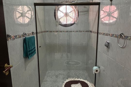 Casa à venda com 2 quartos, 139m² em Vila Pires, Santo André