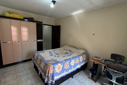 Casa à venda com 2 quartos, 139m² em Vila Pires, Santo André